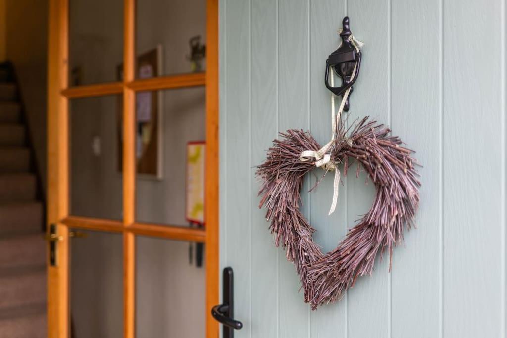 Barley Cottage Whittington  Buitenkant foto