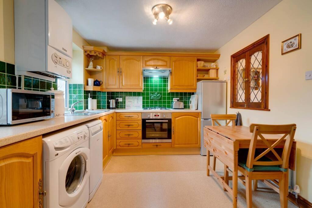 Barley Cottage Whittington  Buitenkant foto