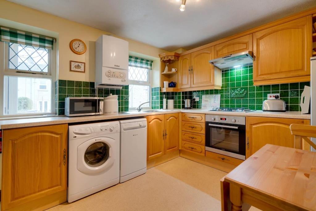 Barley Cottage Whittington  Buitenkant foto